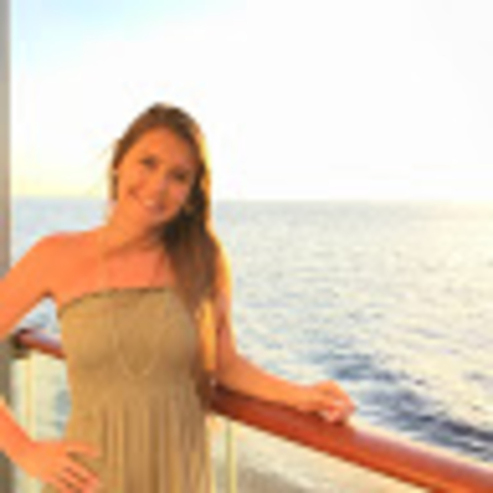 Meet your Posher, Caroline